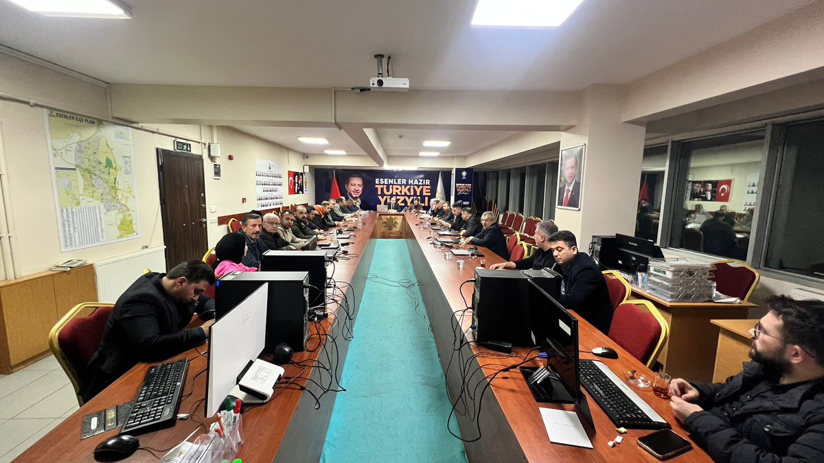 akpartiesenlerr's tweet photo. İlçe Başkanımız Sn.Av. @umutozkan1 başkanlığında; Yürütme Kurulu ve Yönetim Kurulu Toplantısı gerceklestirildi.

#TurkiyeYüzyılı
#2023YolundaBiriz

@osmannnurika https://t.co/UIhiJdST2K
