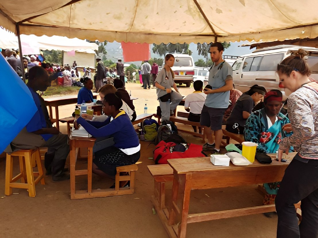 bridgetohealth_'s tweet photo. Join the Bridge To Health team on their mission to bring healthcare to those in need. Become a part of our movement today by liking our page, donating, or getting involved. Together, let's make a lasting impact. #BridgeToHealth #HealthcareForAll https://t.co/rqnmlhXC3e