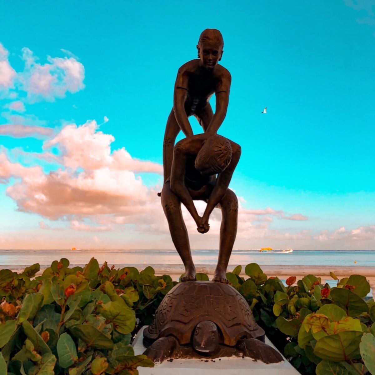 JuanitaAlonso_'s tweet photo. Nos unimos a la celebración del Día Internacional de los Monumentos y Sitios, con estas hermosas fotografías de nuestros lugares más emblemáticos de #Cozumel.😍

#TurismoCozumel 
#DíaDeLosMonumentos
#UnidosSomosMásGrandes https://t.co/WwxqPzIzVZ