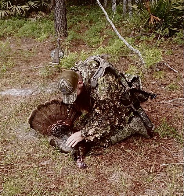 CuzStrickland's tweet photo. This is Jesse Fish moments after he shot his first turkey. This 10 year quest defines all that is good in hunting, the outdoors and people in general. If you haven’t heard it check out this weeks @FistDirt. One of the best hunting stories ever. https://t.co/Rg66CUaetl