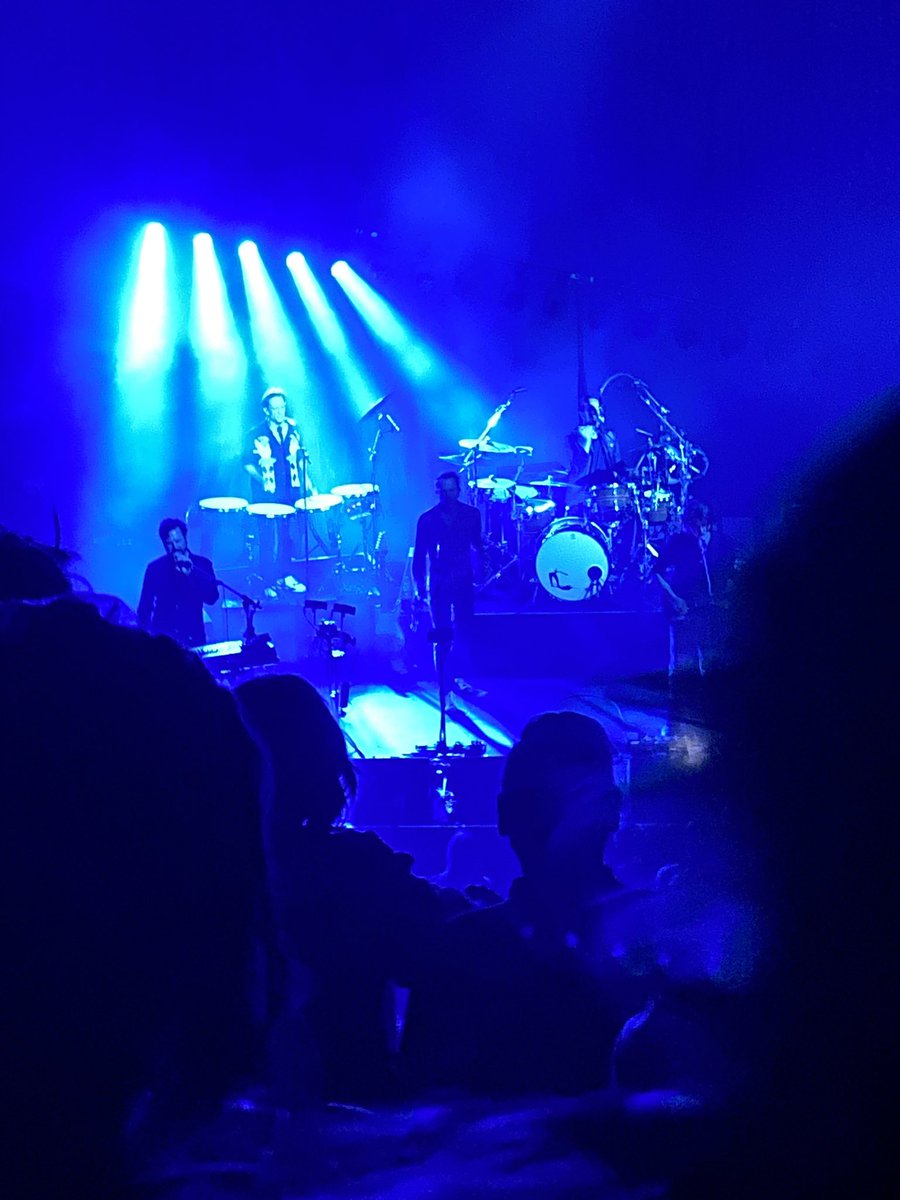 an_bw's tweet photo. Tof concert weer hoor! Dikke merci aan de heren van @dEUSbe @TiVre_Utrecht https://t.co/wPOQ0AAxZF