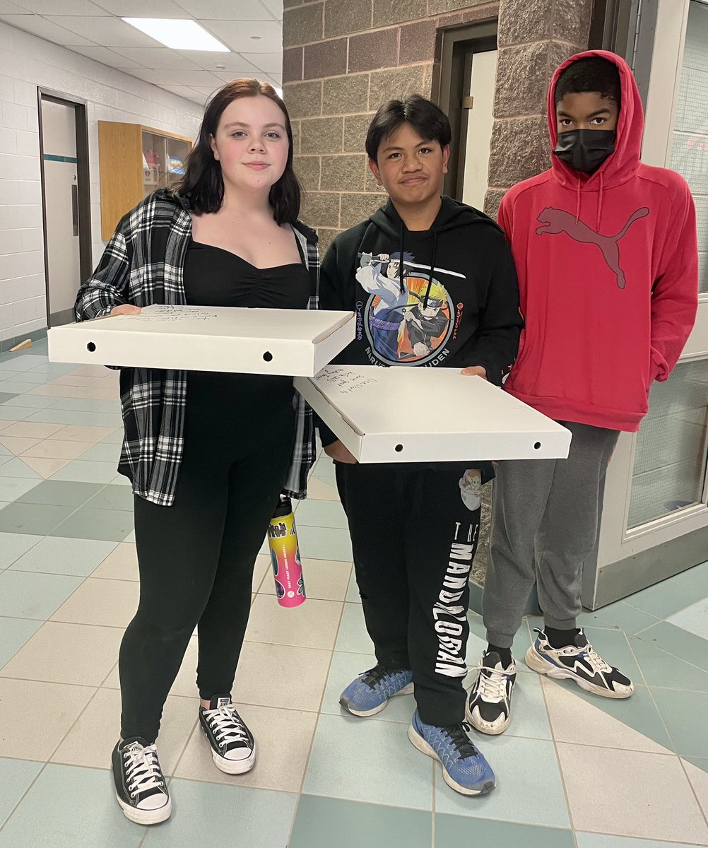stpetersaints's tweet photo. Wonderful first day in the Junior Chef Program! Our Chefs learned about pizza making including dough from scratch! @chefpamfanjoy #belonging #becoming #cookingupchange https://t.co/IBuqmRdkBx