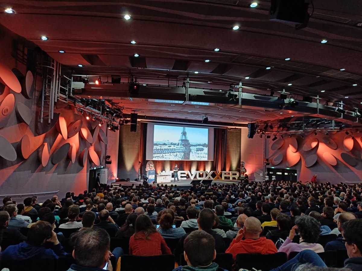 Another amazing #DevoxxFR experience, thanks to all involved!!👍
#tech #conference #dev #Devoxxfr2023