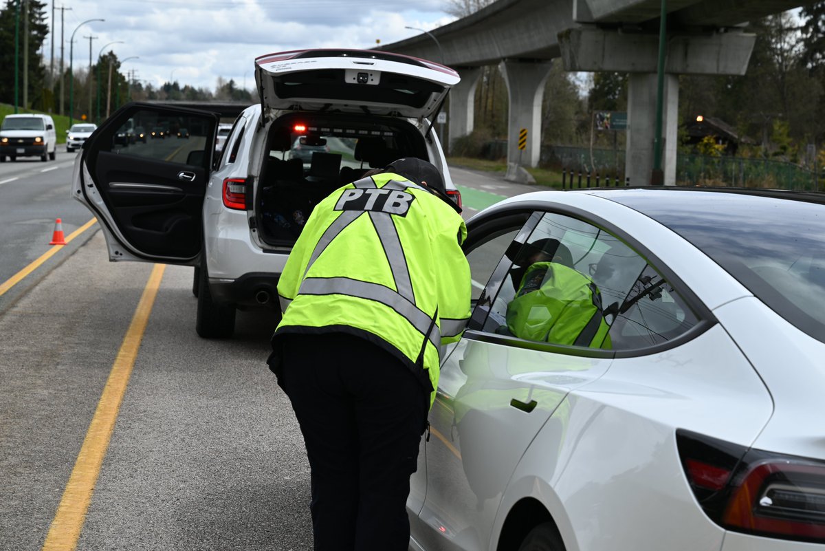 BurnabyRCMP's tweet photo. Today's #LMDCVE results:
44 commercial vehicles inspected
32 trucks placed out of service (OOS)
109 violations identified
42 tickets issued https://t.co/7iIvTkmWUH