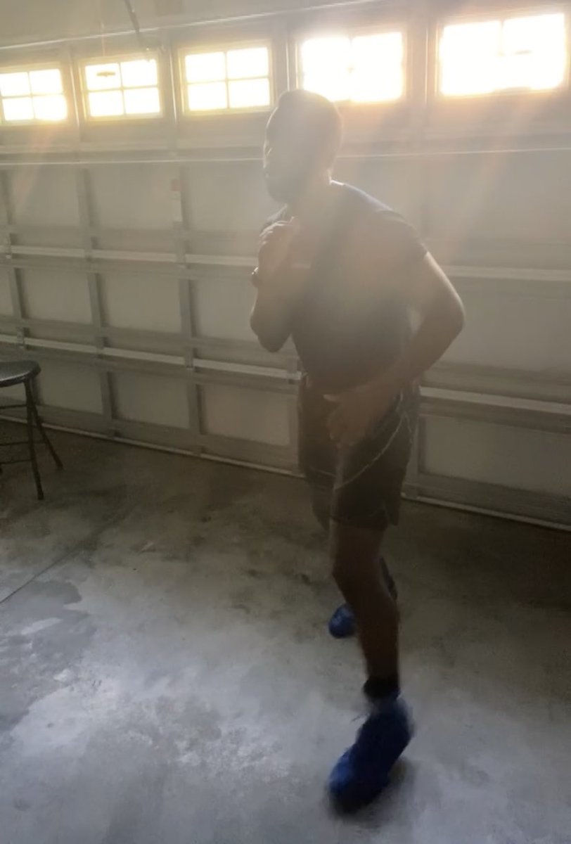 eyestormm's tweet photo. It’s time for me to stop speaking so loud. I need to stop disrupting the sleep. It’s ok Jason, back to your 𝕯𝖗𝖊𝖆𝖒. https://t.co/xiC1x2FvxA