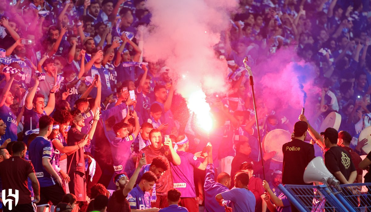Alhilal_FC's tweet photo. 👀 بالعين المجرّدة.. #الهلال يظهر في الدرة 💙