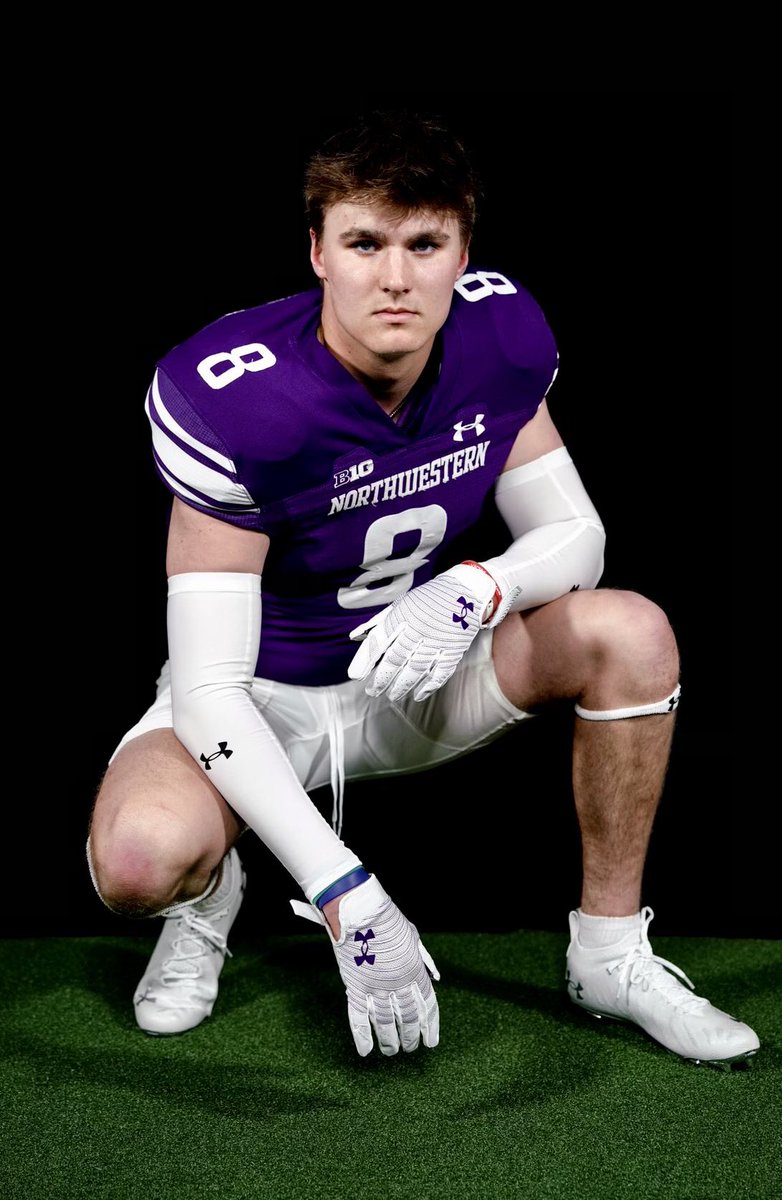 Had a great time in Evanston today! Thank you to the <a href="/NUFBFamily/">Northwestern Football</a> coaching staff for having me out! 
🟣⚪️
<a href="/LWEastFootball/">Lincoln-Way East Football</a> 
<a href="/coachfitz51/">Pat Fitzgerald</a> 
<a href="/JeffGenyk/">Jeff Genyk</a>