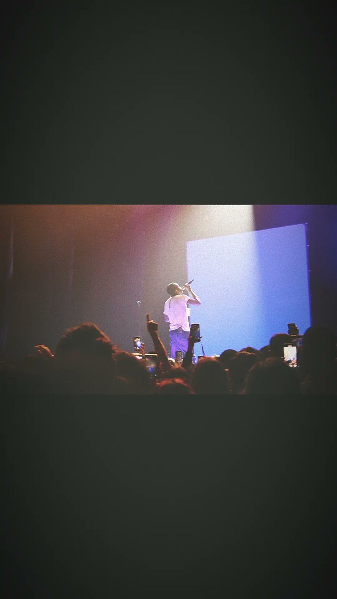 Holy_jojo_s's tweet photo. @danielcaesar merci pour les travaux vraiment. https://t.co/i7VxC5Rf5e
