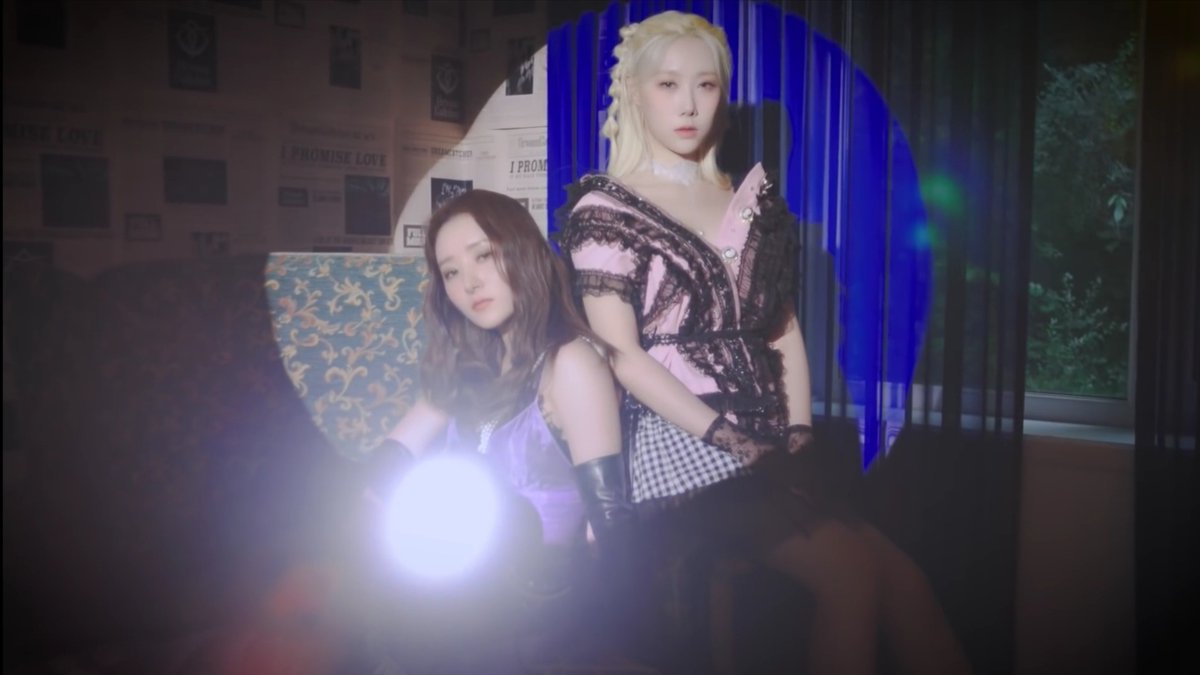 ⠀ @.⠀   ⠀ photo⠀   ⠀ ✧⠀   ⠀ 𝕖͟𝕧͟𝕖͟𝕟͟𝕥͟𝕤⠀   ⠀ 📸⠀   ⠀ 180423⠀   ⠀ ★⠀   ⠀ #𝔇𖤍𝑚än𝐬i𖦹n .

Nuestro Aikko no puede ocultar su sonrisa de emoción al ver el #𝑐𝑙ās𝚜𝕚c·奥義 de estas guapas, ¡nunca dejan de deslumbrar con su talento!