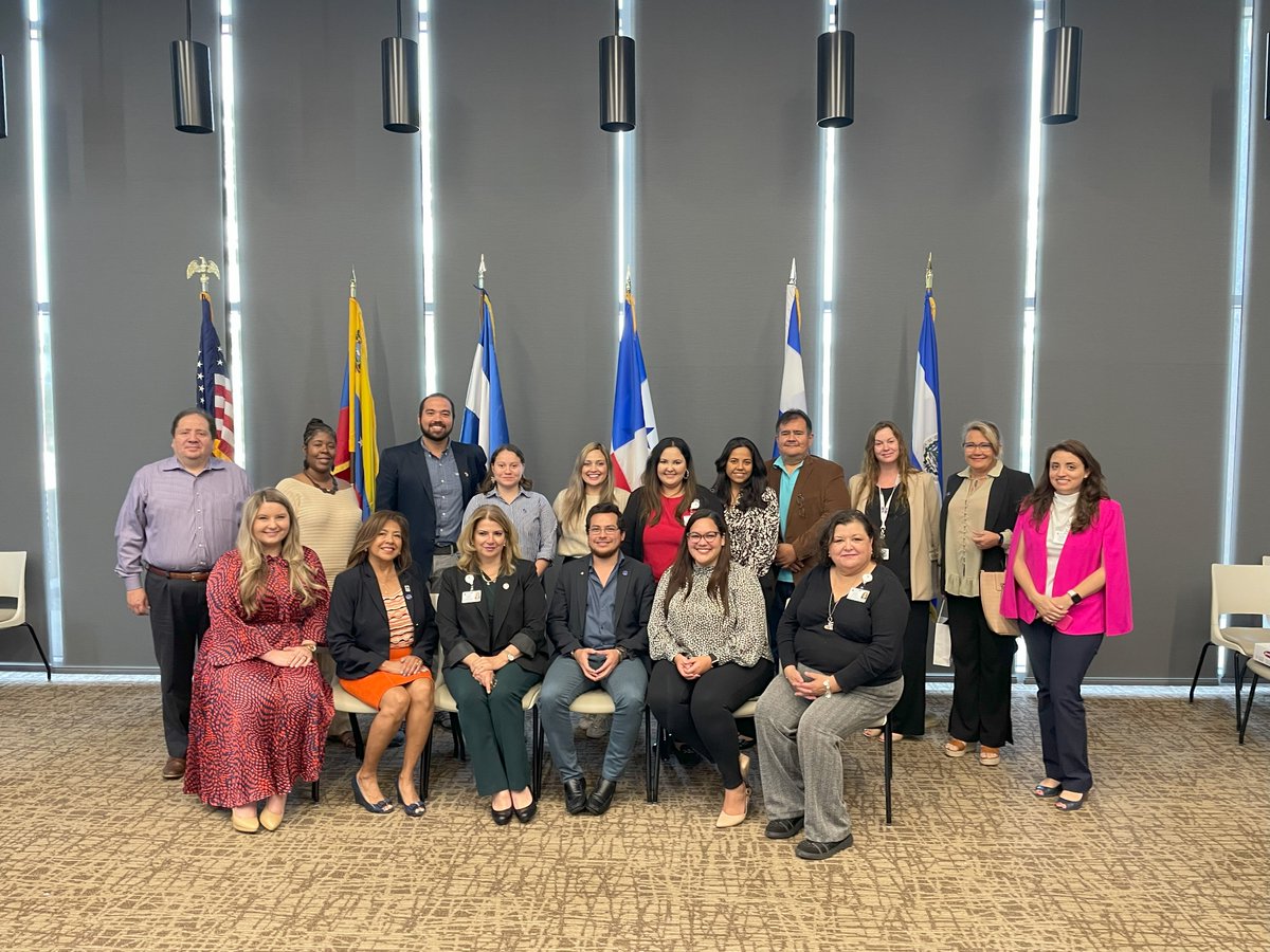 SACIVTX's tweet photo. Yesterday our @StateIVLP guests explored potential partnership opportunities with several representatives of @alamocolleges @HACUNews @UTSAStudents MSCEJ &amp; @UPpartnershipSA while learning about the many ways they contribute to the social and economic development of our community https://t.co/FRmTzZMVAh