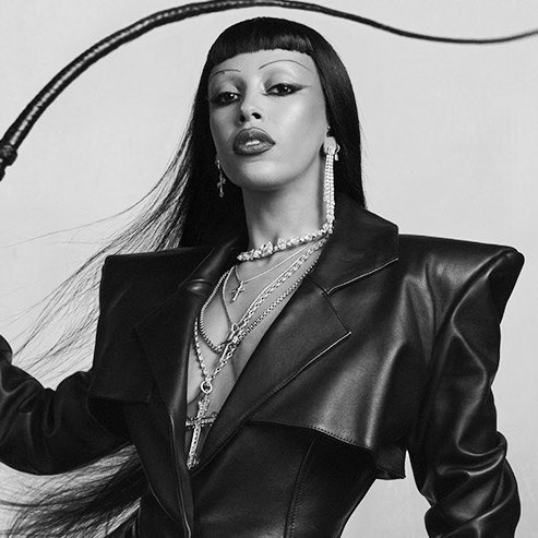DojaCatAccess1's tweet photo. .@SZA &amp; @DojaCat’s “Kill Bill (Remix)” had its 2nd largest streaming day on Spotify yesterday with 2,053,975 streams (up 8.6%). https://t.co/XkrZxWBW2V