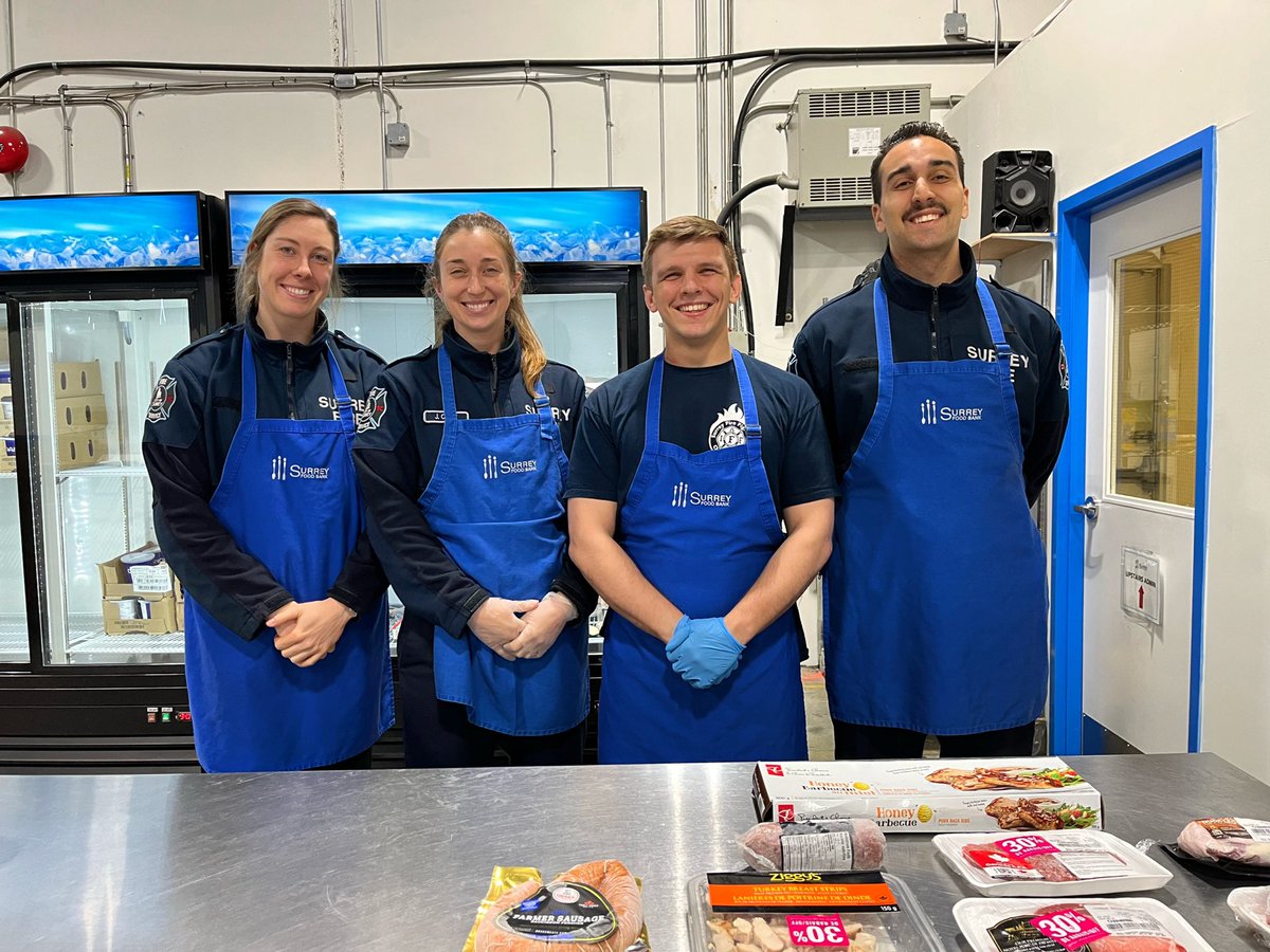 Surrey Fire Fighters (@local1271) on Twitter photo Another day, another group of off-duty fire fighters volunteering in the community.
As we do monthly, a small crew assisted the <a href="/SurreyFoodBank/">Surrey Food Bank 🇨🇦</a> with their daily operations. Another day, another group of off-duty fire fighters volunteering in the community.
As we do monthly, a small crew assisted the <a href="/SurreyFoodBank/">Surrey Food Bank 🇨🇦</a> with their daily operations.