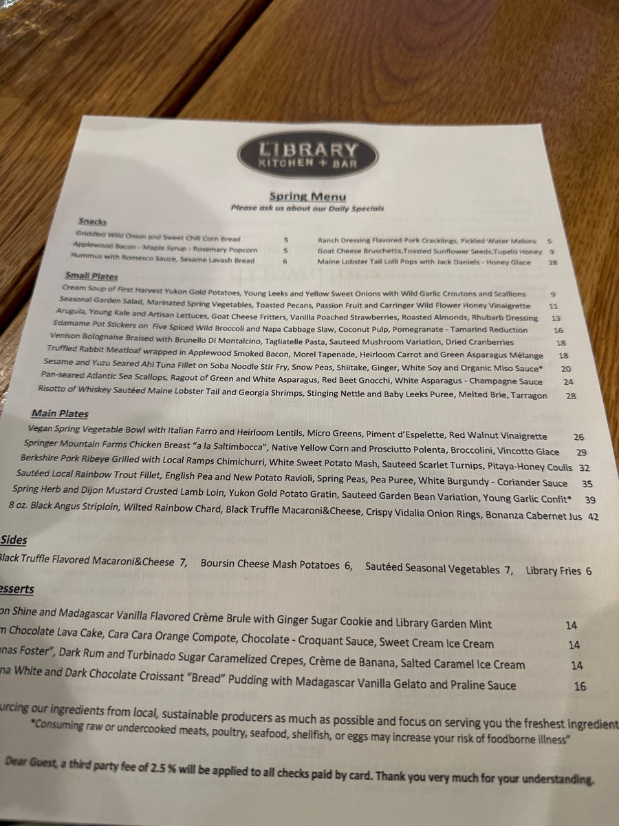 richardcostigan's tweet image. An amazing place for dinner in #Cashiers #NorthCarolina (@ The Library Kitchen+Bar - @librarykitchen in Sapphire, NC) swarmapp.com/c/e8dQ0pSfLN0
