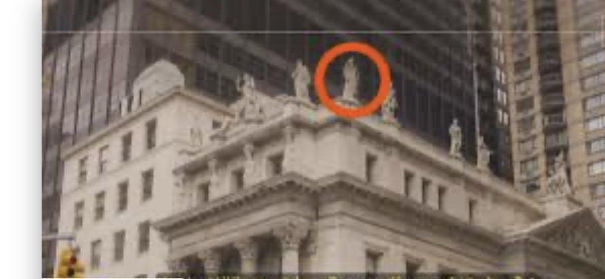 من مواقف السعودية وآل سعود 

في سنة 1901م وضع تمثال للنبى محمدﷺ فوق مبنى المحكمة الدستورية العليا في نيويورك مع 14 شخصية تاريخية كأحد أعظم مشرعي القانون.

"بوقت الدولة العثمانية" السلطان عبدالحميد 
وبوقت حاكم مصر عباس حلمي الثاني
والذين لم يعترضوا على ذلك.

وبعد تأسيس السعودية