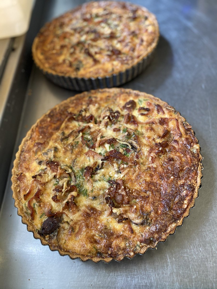 BrynJones_GA's tweet photo. @Telegraph Our own tarts https://t.co/pS8OBxtyQu
