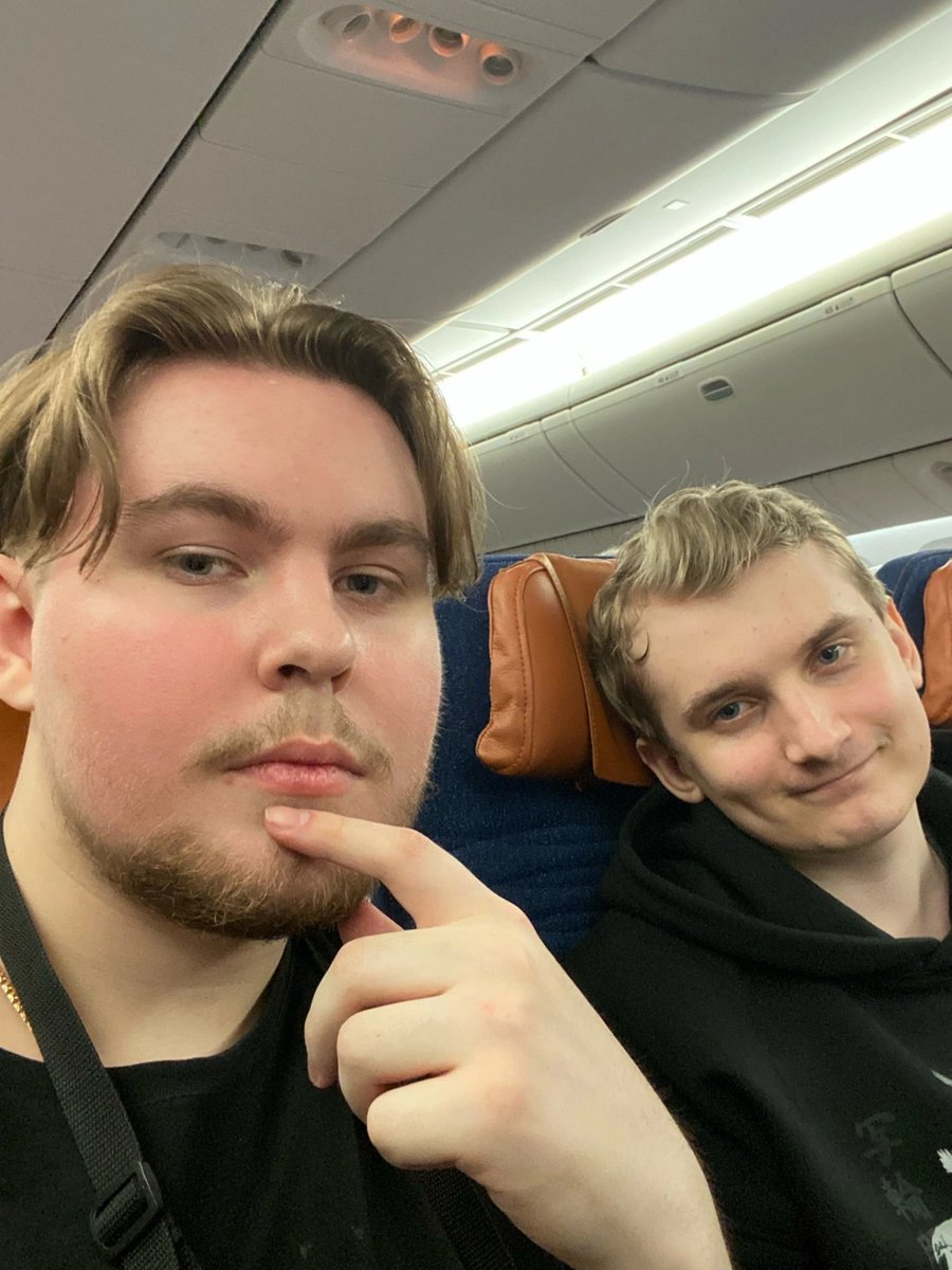 🛫🌇