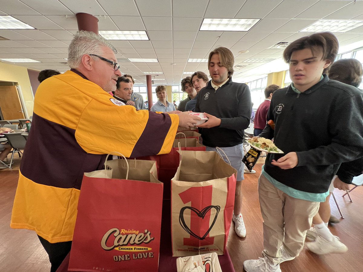 Thank you, @Sluhpresident, for serving our championship @DESMETHOCKEYSTL team an awesome @raisingcanes lunch today! #WeAreDeSmetJesuit #friendlywager