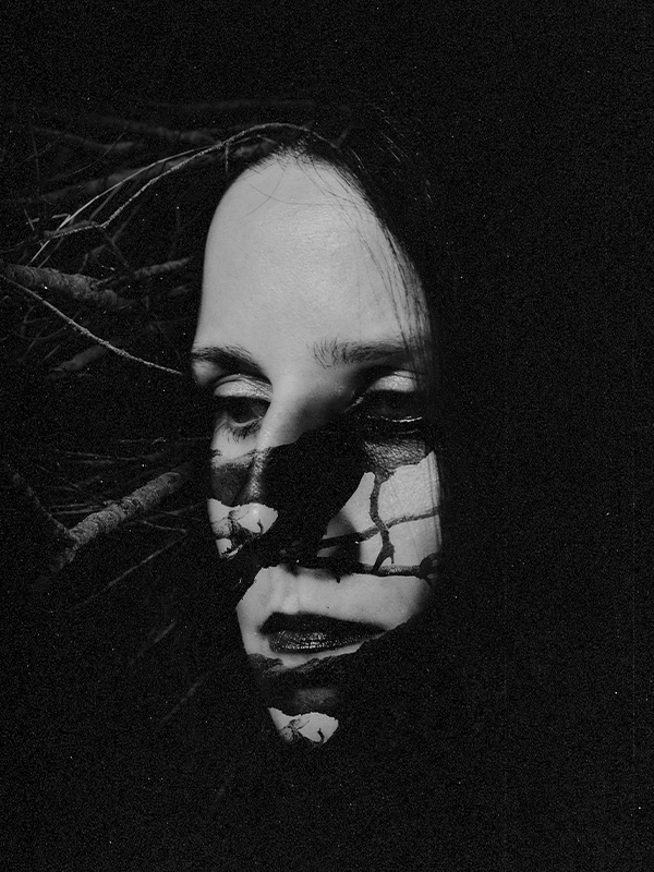 Noi_Resor's tweet photo. https://t.co/IYtwZNkcE6
Disappearing in the Dark.
I don't know where I am, or what happened to me, but someone is whispering in my ear and trying to get me out of here.

#Playlist #music #synthwave #noiresor https://t.co/mfXKuqY4ZK