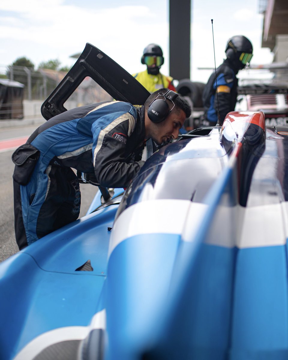 GraffRacing's tweet photo. Prologue day in @LeMansCup ✅

📸 Jules Beaumont https://t.co/lWAQJeGh34