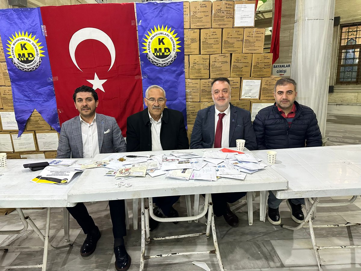 Kader Mahkumları Derneği’nin Kadir Gecesi Etkinliğinde hazırlanan kolilerin cezaevindeki mahkumlara ulaşması için ilçe teşkilatı olarak, bir nebze de olsa destek verdik. 

<a href="/alibabacan/">Ali Babacan</a> <a href="/drerhanerol/">Dr. Erhan Erol</a> <a href="/onder_karaburun/">Önder Karaburun</a> <a href="/devapartisi/">DEVA Partisi</a> <a href="/istanbuldadeva/">DEVA Partisi İstanbul</a>