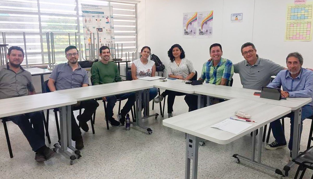 PalmiraUNAL's tweet photo. 📰#NoticiaUNAL | La @UNALOficial despliega proyecto de innovación académica 🔝 en todas las sedes del país🇨🇴👉 https://t.co/wJBiu9o4rG
La Sede Palmira tendrá Aulas STEAM, Centro de Prototipado, renovación del #CEUNP y material audiovisual para la enseñanza de las matemáticas 🙌 https://t.co/BRCBtmy0Qd