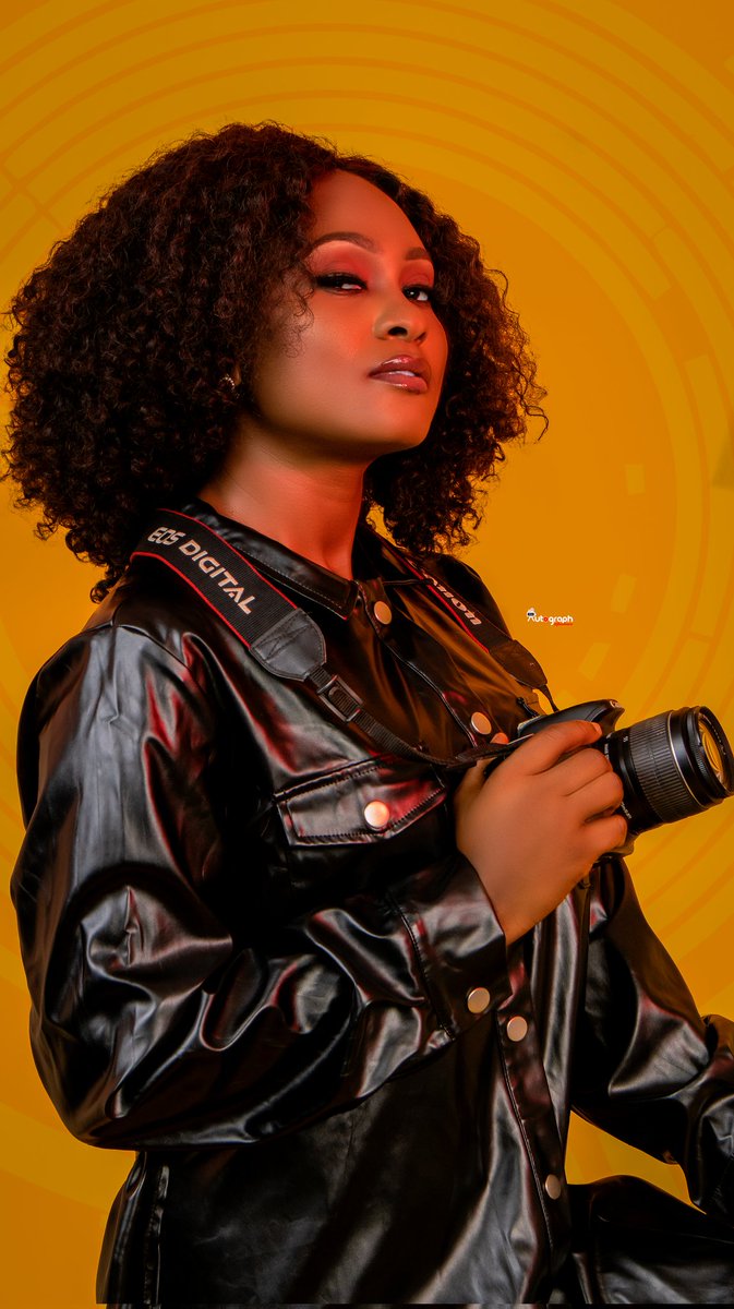 autographvisual's tweet photo. Happy birthday in arrears to you ma!
Book us for all kinds of photo shoot.

.
.
.
.
.
.
.
.
.
.
.
#photobook #photographycontent #photoshoot #autographshoot https://t.co/8wfBCk6lc4