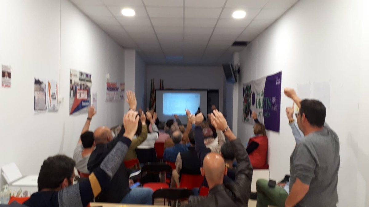 CatComuCornella's tweet photo. 🙌 Ahir la nostra assemblea local va aprovar la candidatura per a les eleccions municipals del pròxim #28M

Els pròxims dies donarem més detalls de les persones que formaran part de la llista encapçalada per @claudiocarmonav i de totes les nostres propostes per millorar Cornellà! https://t.co/QmPr9nXtKo