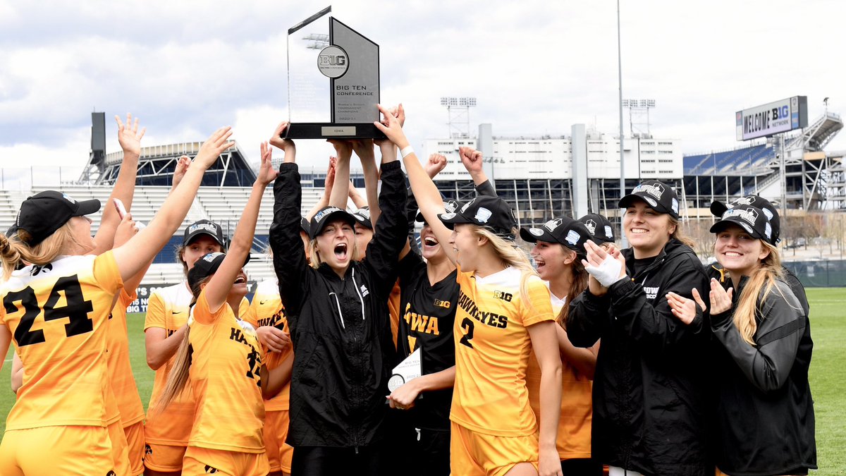Hawkeye Soccer tweet media