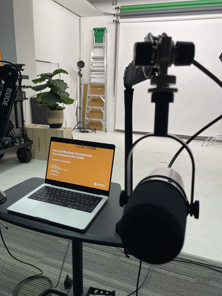 scicommleanna's tweet photo. 📷 Some #BTS of producing the webinar, How to Effectively Communicate Your Science to the Public: https://t.co/g3U1SWM3dW

Does hearing your recorded voice ever get easier?!

#SciComm #ScientistsHelpingScientists https://t.co/0RfxrXZykZ