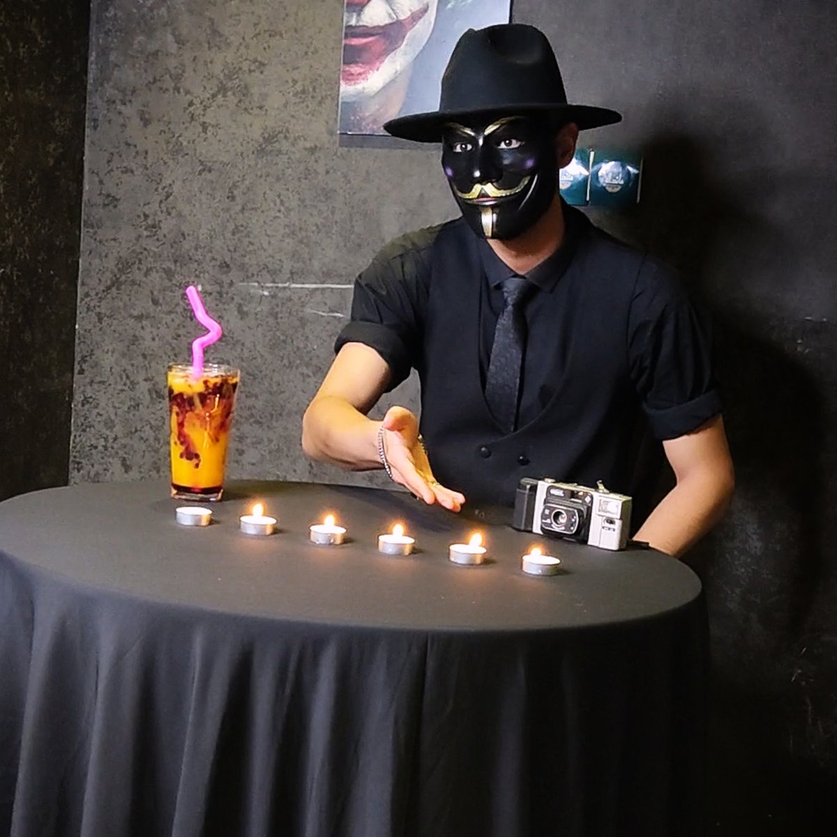 Miraybrothers's tweet photo. What lies in the mystery that you feel you can find?

what does anyone know?

#MysteryMonday #NFTCommunity https://t.co/ima5vUfW4k