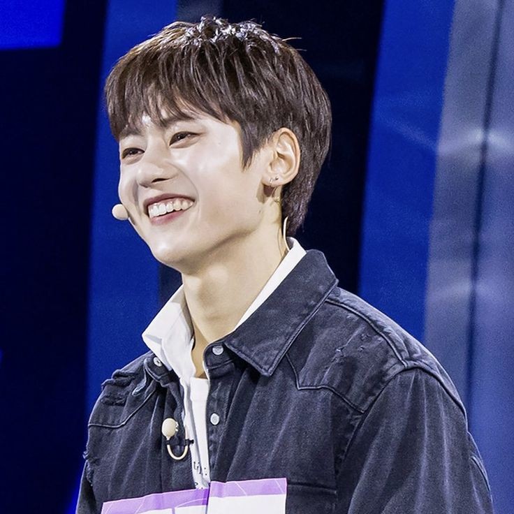 woohyun2805's tweet image. I want to see u smile again like the first time
#OnlyForMATTHEW