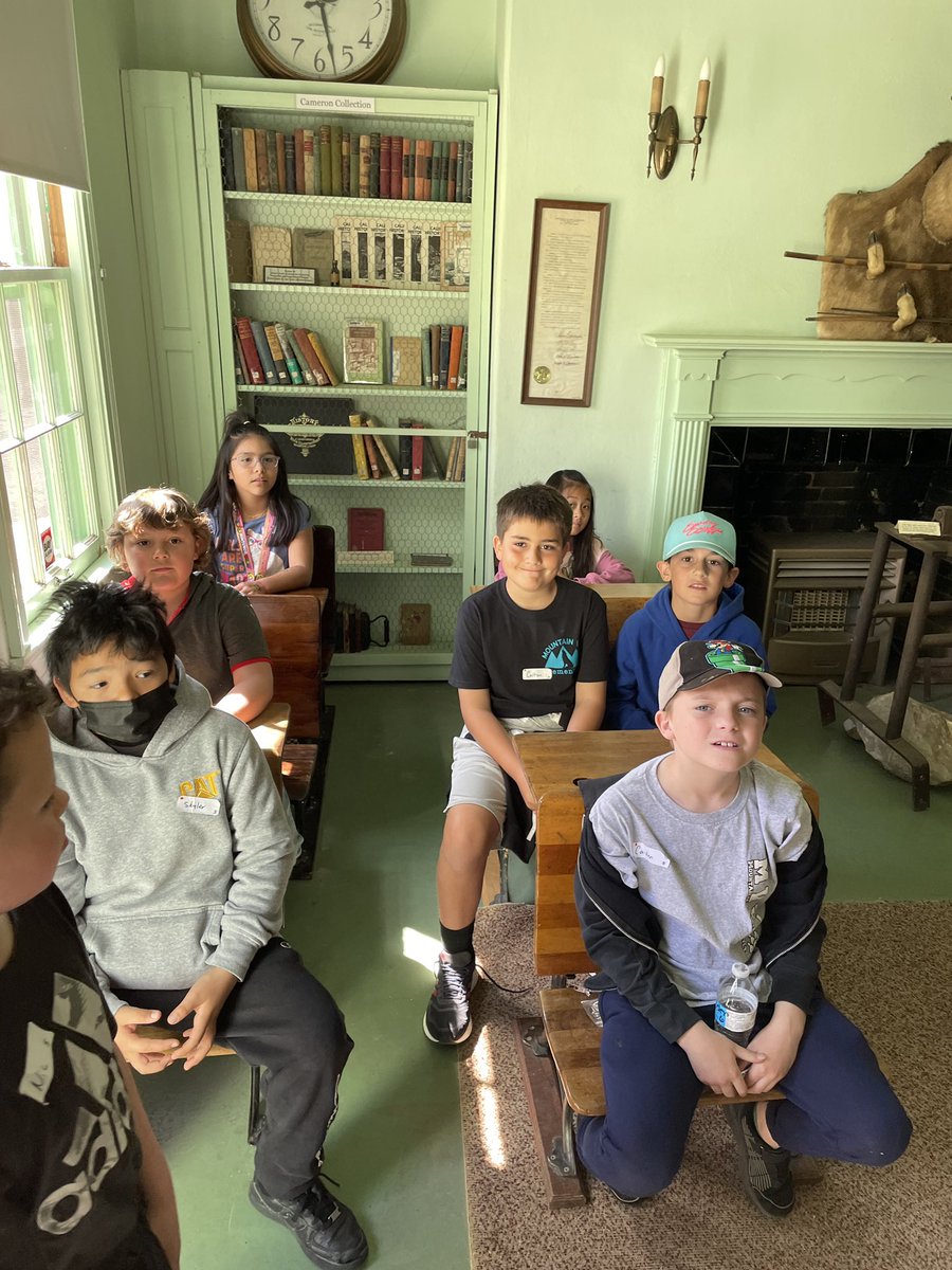 DavidsonMViT's tweet photo. Field trip to Strathearn Park #mvitsimi #simischools #thirdgraderocks https://t.co/M0yjeRkmt4