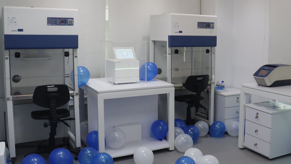 chrfbd's tweet photo. A new journey to build the next generation of scientists begins here!
We inaugurated our next-generation sequencing training room today! This is a dedicated lab space for training on pathogen genomics, and was made possible thanks to support from our friends in @illumina. https://t.co/OsQBqIp3LO
