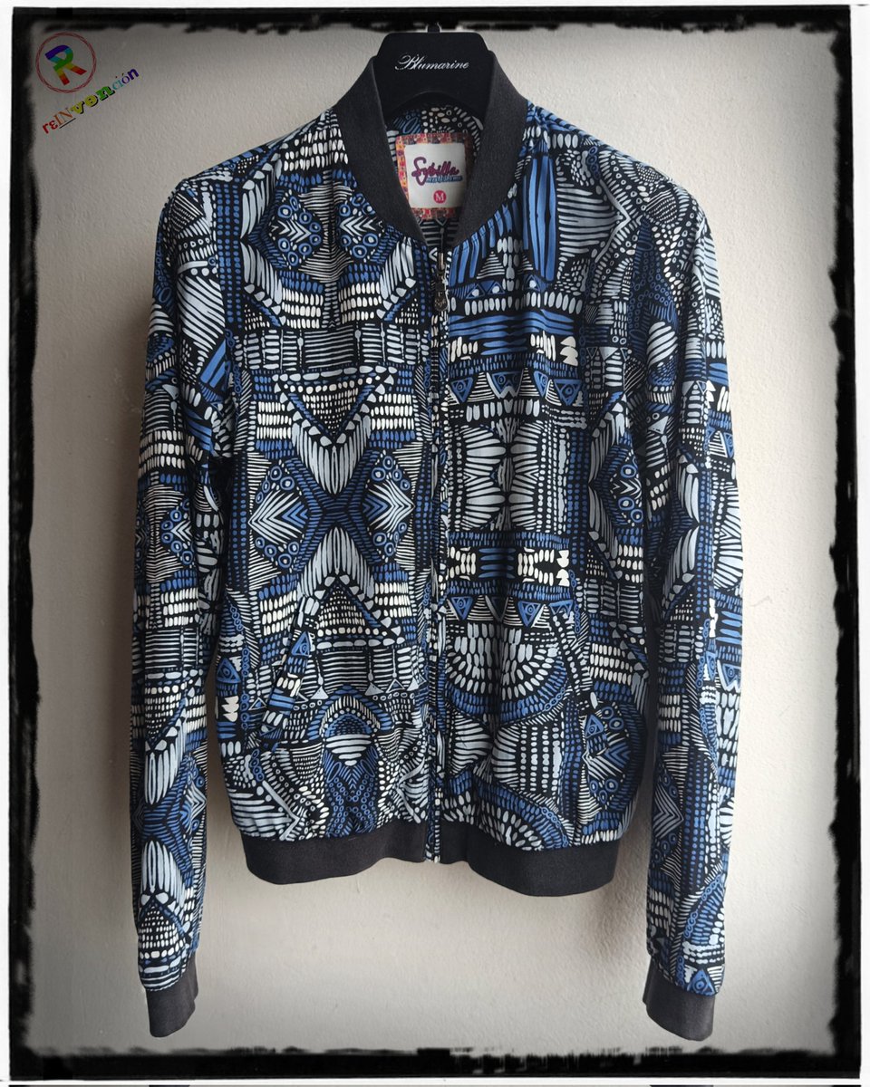 ReinvencionRopa's tweet image. ⚡ Casaca windbreaker de la marca #Sybilla Disponible en talla M
Estado 10/10 💚♻️

#OFERTA 25 SOLES 💥💥💥

📦 ENVÍOS A TODO EL PERÚ 🇵🇪