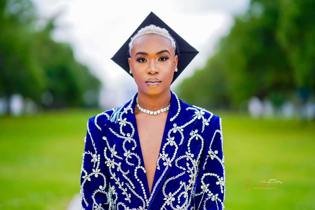 I’m done w/ this B.S. 💙🎓
#DU23