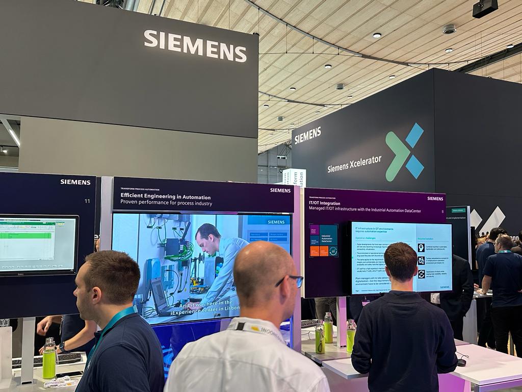 aitalentum's tweet photo. 🙋🏻‍♂️Queremos agradecer a @Siemens 👏 la oportunidad de acudir a la Feria de Hannover⭐️, la feria  líder mundial de la industria🏭🌍  - @hannover_messe #HM23. 

⬇️Por aquí  unas fotos del evento y de los avances, soluciones y tecnología más innovadora para la industria📸: https://t.co/oJzsveho6s