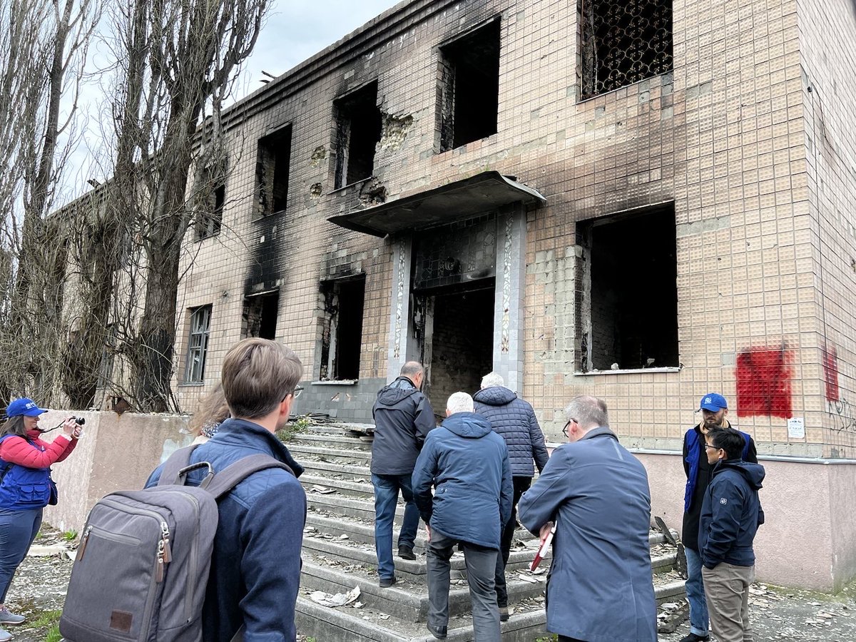 JochenFlasbarth's tweet photo. In #Borodyanka ist das Gebäude der Firma Eco-Basket vor einem Jahr beim russischen Angriff vollständig zerstört worden. Im Rahmen unserer Wiederaufbauunterstützung für die #Ukraine haben wir die Modernisierung des Unternehmens gefördert. https://t.co/q3mijXLe4M