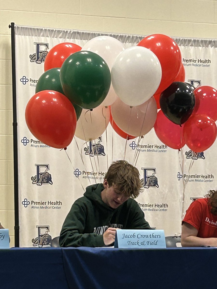 Edge_XCTF's tweet photo. Congrats to Jacob Crowthers for signing with Minot State! One of the best to ever run Edgewood! Can’t wait to see what you do at Minot. They are getting a great one! https://t.co/IIFsJlSV77
