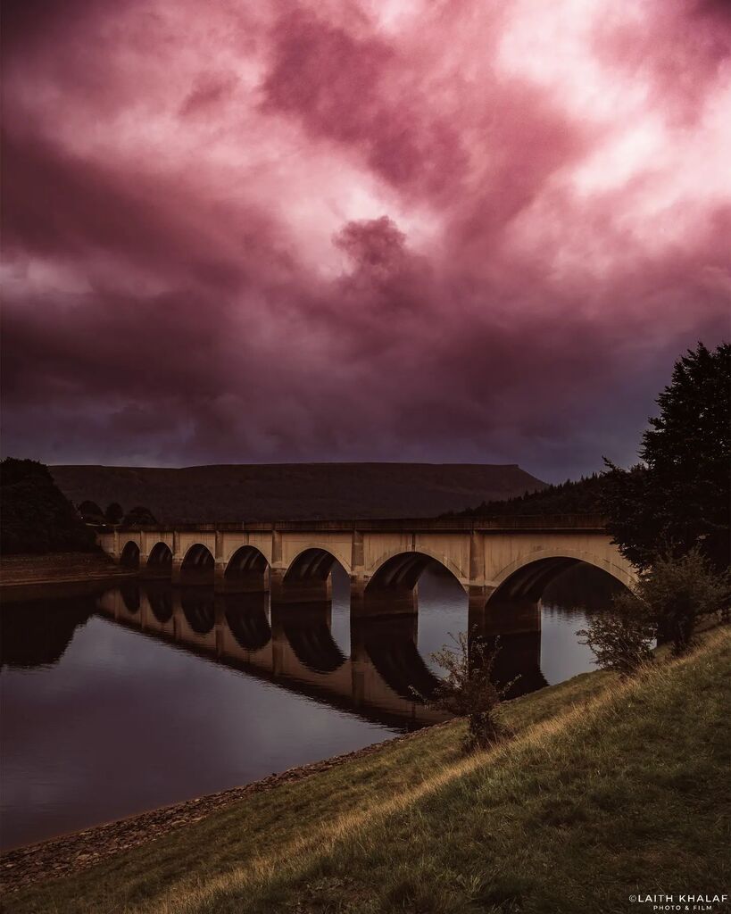 LKPhotoAndFilm's tweet photo. Beauty Arising From Darkness. 

Dark clouds and rainfall filled the sky, it was a bit sad to see such a beautiful place covered by such bad weather. Waiting for the rain to stop felt like an eternity, but it eventually did as the sun was setting and all … https://t.co/zsAutkYj2g https://t.co/Xa2NJdua7q