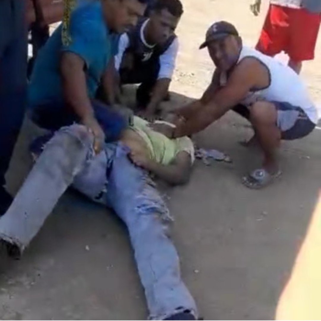 conjrlopez's tweet photo. Lamentablemente Fallece ciudadano al tratar de realizar trabajos de Soldaduras.

https://t.co/vr8bYkkju6 https://t.co/U8cla3EDpq