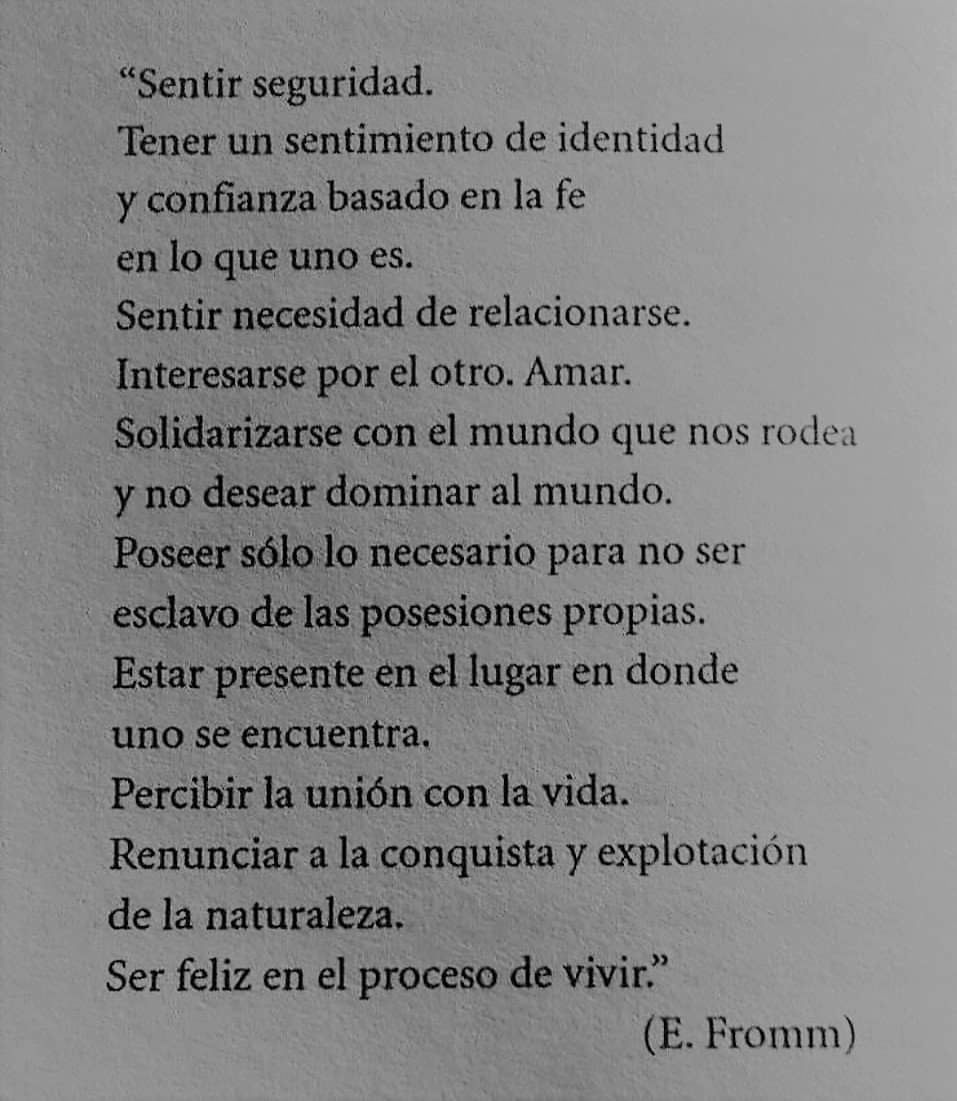 literlandweb1's tweet photo. Vivir, según Erich Fromm: "...Ser feliz en el proceso de vivir". https://t.co/GN5G2RvvNN