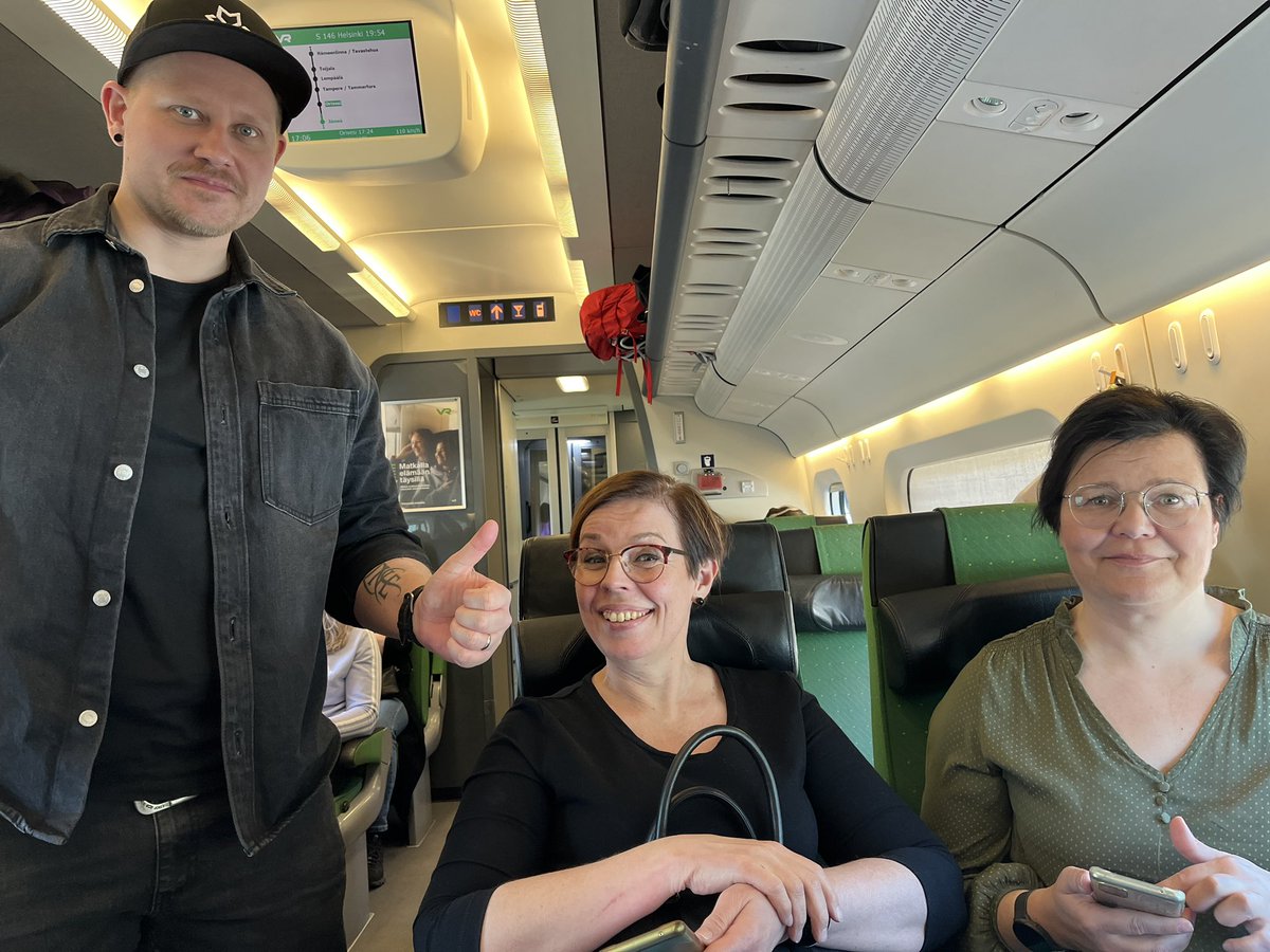 #Kuopio’n etujoukko matkalla Aulangolle. Junalla on hauska matkustaa…🎼 #ITK2023 #Digikilta #Oppilasagentti #vaka