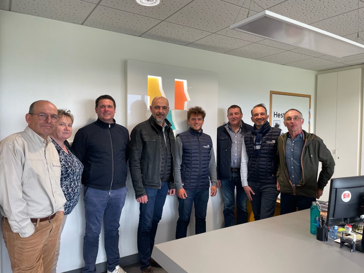 JaiMeGARNIER's tweet photo. Je suis presque ému de vous présenter un nouveau partenaire majeur qui va dorénavant m'accompagner dans mes projets ⛵️...en commençant par l'atlantique avec moi pour la @TransatPaprec : CERFRANCE !
@Cerfrance @CERFRANCE_22 @Cerfrance49 @Cerfrance85 @Cerfrance35_56 @CERFRANCE3741 https://t.co/gCclia7OZA