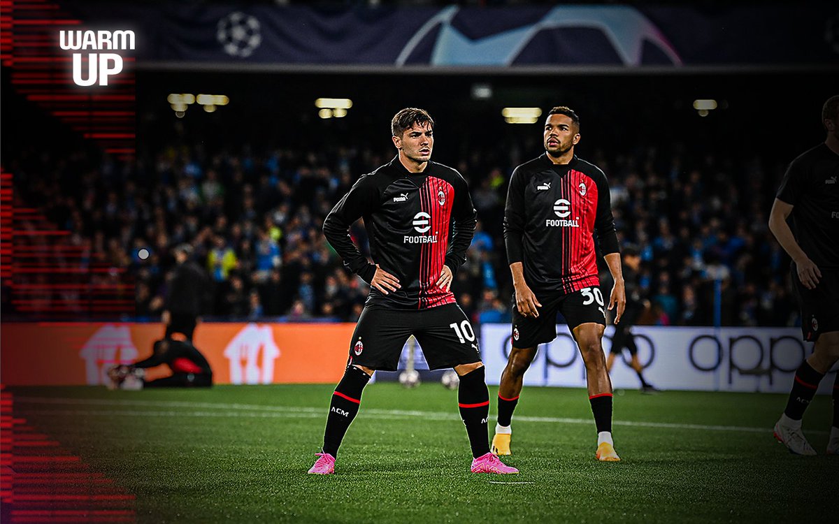 acmilan's tweet photo. FORZA RAGAZZI! 🔥🔥🔥

#NapoliMilan #UCL #SempreMilan https://t.co/CCvjjMPsS8