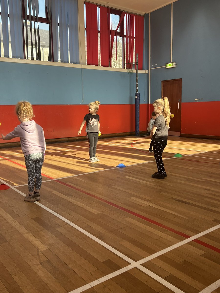 isla_iduncan45's tweet photo. P1D and Mrs Duncan
First RADS session of this term today. Skills development🌟#throwingskills
@Kirkhill_School https://t.co/ozl7ImH5C3