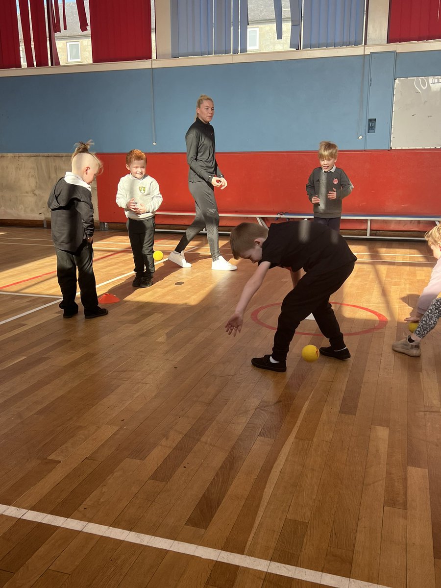 isla_iduncan45's tweet photo. P1D and Mrs Duncan
First RADS session of this term today. Skills development🌟#throwingskills
@Kirkhill_School https://t.co/ozl7ImH5C3