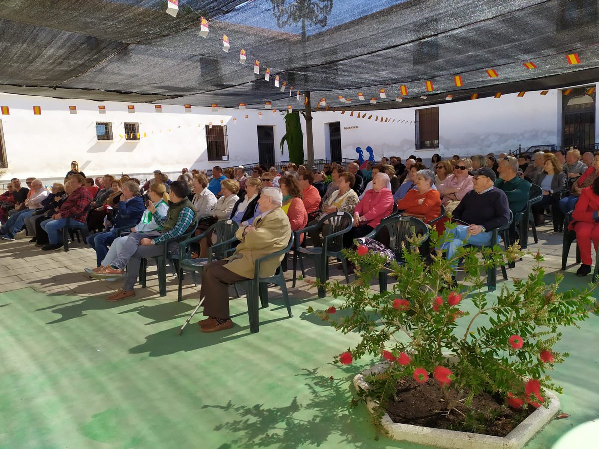 weblapuebla's tweet photo. XI SEMANA DEL MAYOR en La Puebla de Montalbán 
Showcooking con @carlosmchef3 https://t.co/yyAUvid3B2