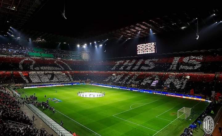 TheoNicholas19's tweet photo. #ForzaMilan #SempreMilan @acmilan 🖤❤ https://t.co/VQ6IiU2Xdw
