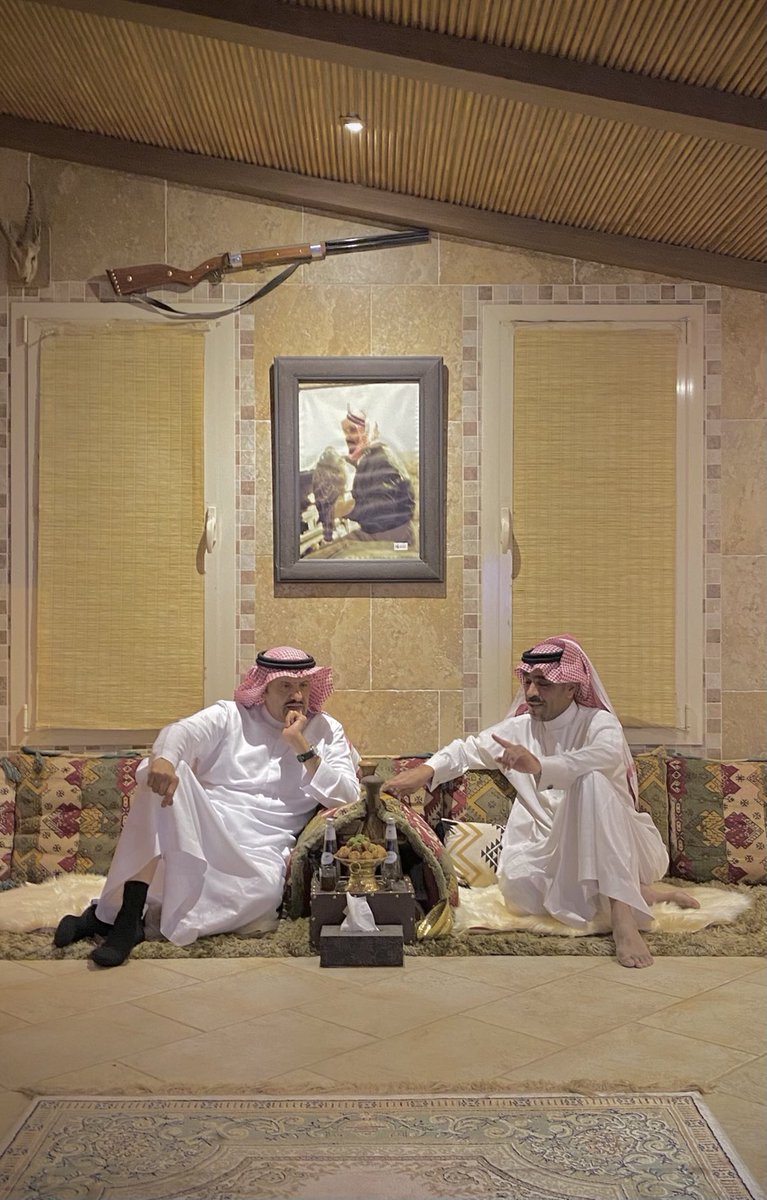 bin_kamaan's tweet photo. تشرفنا بزيارة امير الوفاء الامير سلطان بن سلمان واثرانا سموه بسوالفه الجزله لمواقفه مع والدينا الملك سلمان والامير خالد الفيصل حفظهم الله وامد لنا في اعمارهم

⁦⁦@AlkamaanKamaan⁩ https://t.co/nXuWpbC10l