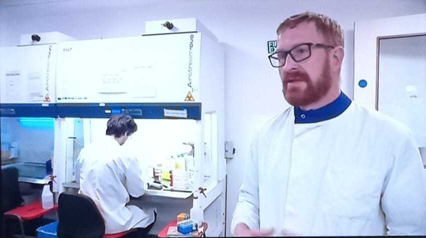 Our Deputy Head of School and Virology expert, Dr Phil Gould explaining the Avian Flu lockdowns on Central News tonight. @DrRebeccaButler @covcampus @CovUni_SELS @CoventryUniNews @CU_HLS @Kathryn_Cook1 @CU_HumanBiosci @CovUniFoodSci